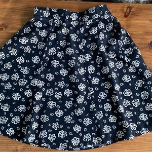 Paquette, Byer California Batik style mini skirt, PS